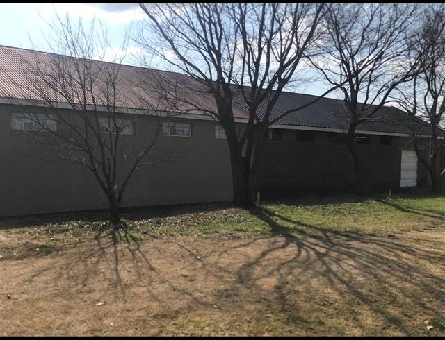 43HA FARM FOR SALE IN DERBY